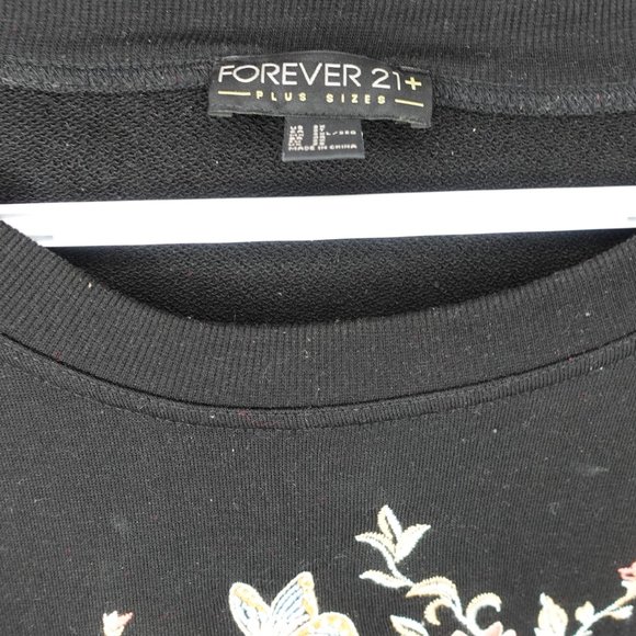 Forever 21 Bell Sleeved Black Sweater with Florals - Picture 3 of 4